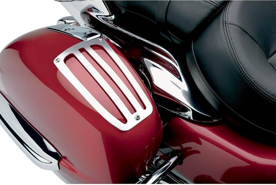 Amazon.com: Cobra Saddlebag Lid Guards for Kawasaki Nomad or